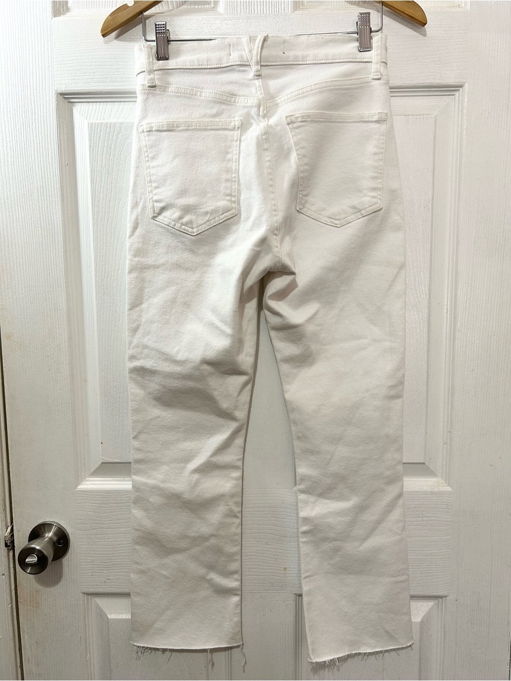 Veronica Beard Carly Kick Flare White Jeans Size 28 High Rise Raw Hem Vacation - Picture 2 of 7